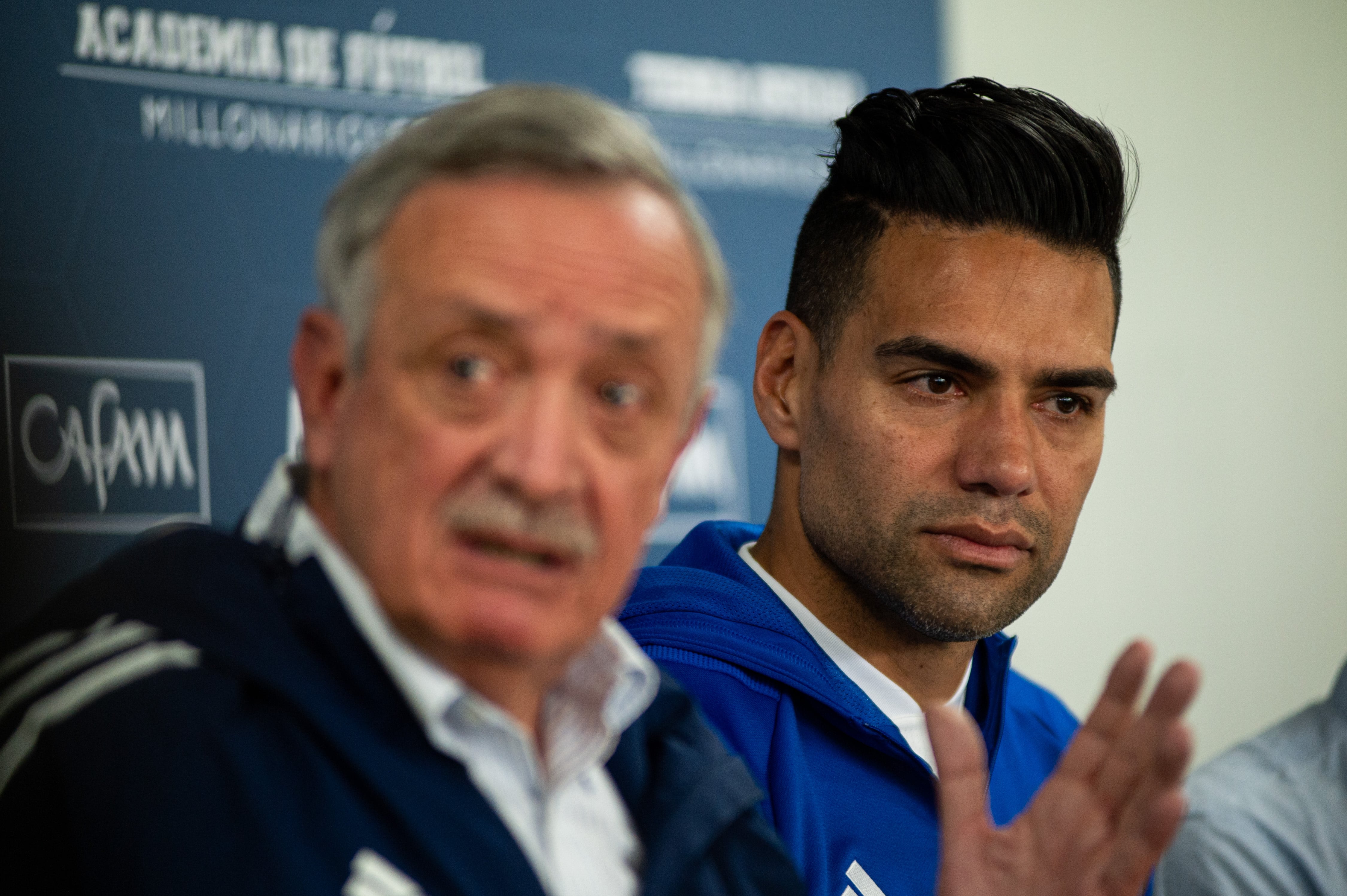 Enrique Camacho junto a Falcao García. Millonarios confirma otra salida para 2026