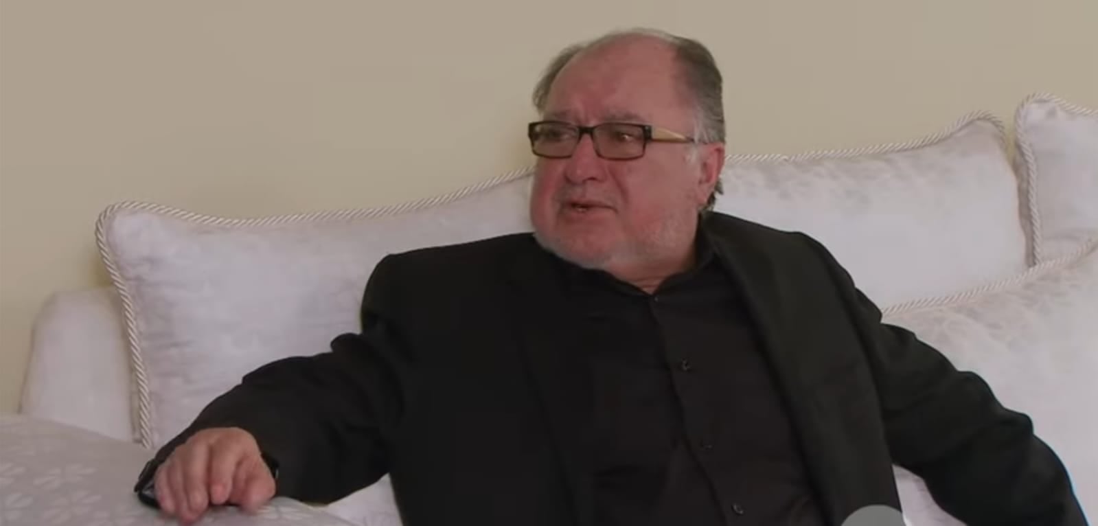 El reconocido actor Alberto Saavedra, sueña con volver a la televisión. Foto tomada de vídeo