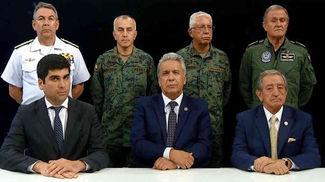 El presidente ecuatoriano, Lenin Morneo, anuncia que se traslada de sede ante las enormes protestas.