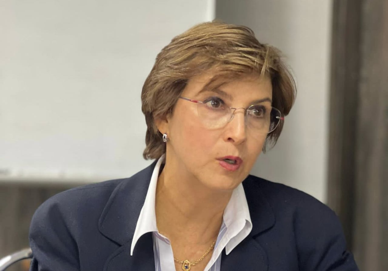 Julia Miranda.