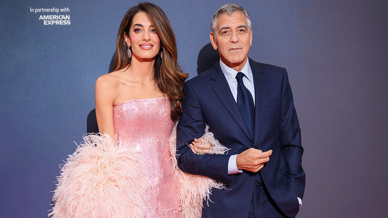 George Clooney y su esposa, Amal Clooney, tienen nacionalidad francesa.
