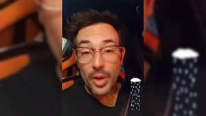 El actor se mostró decepcionado del top 50 de reguetón. Foto: tomada de Instagram @sebastianmartinezn