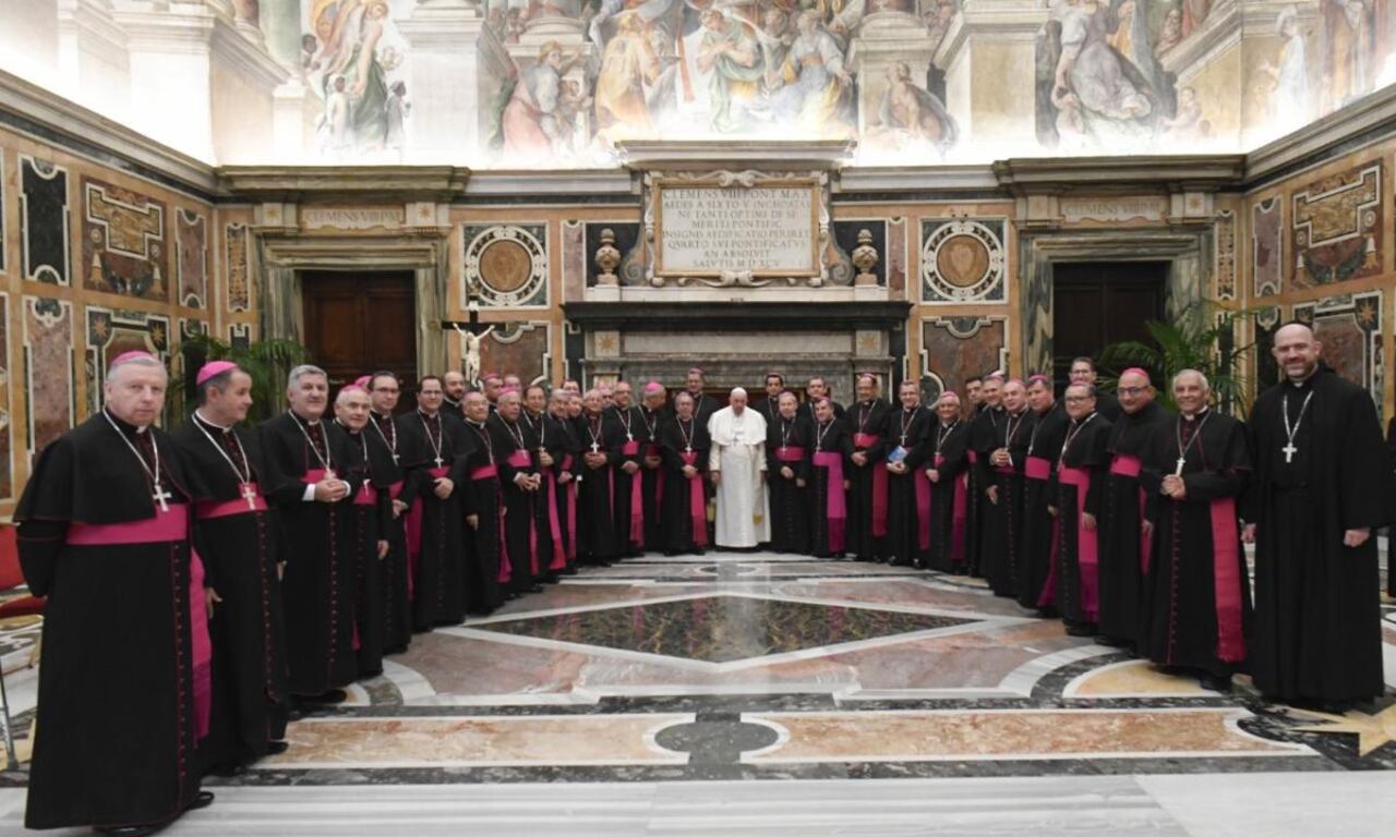 El Sumo Pontífice recibió a la primera delegación colombiana que estará de visita en la Santa Sede.