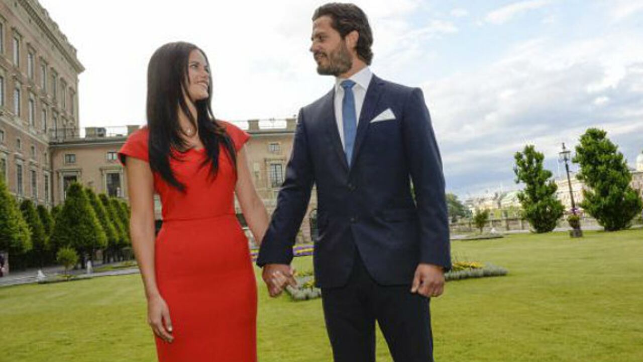La exmodelo Sofía Hellqvist y el príncipe Carlos Felipe de Suecia.
