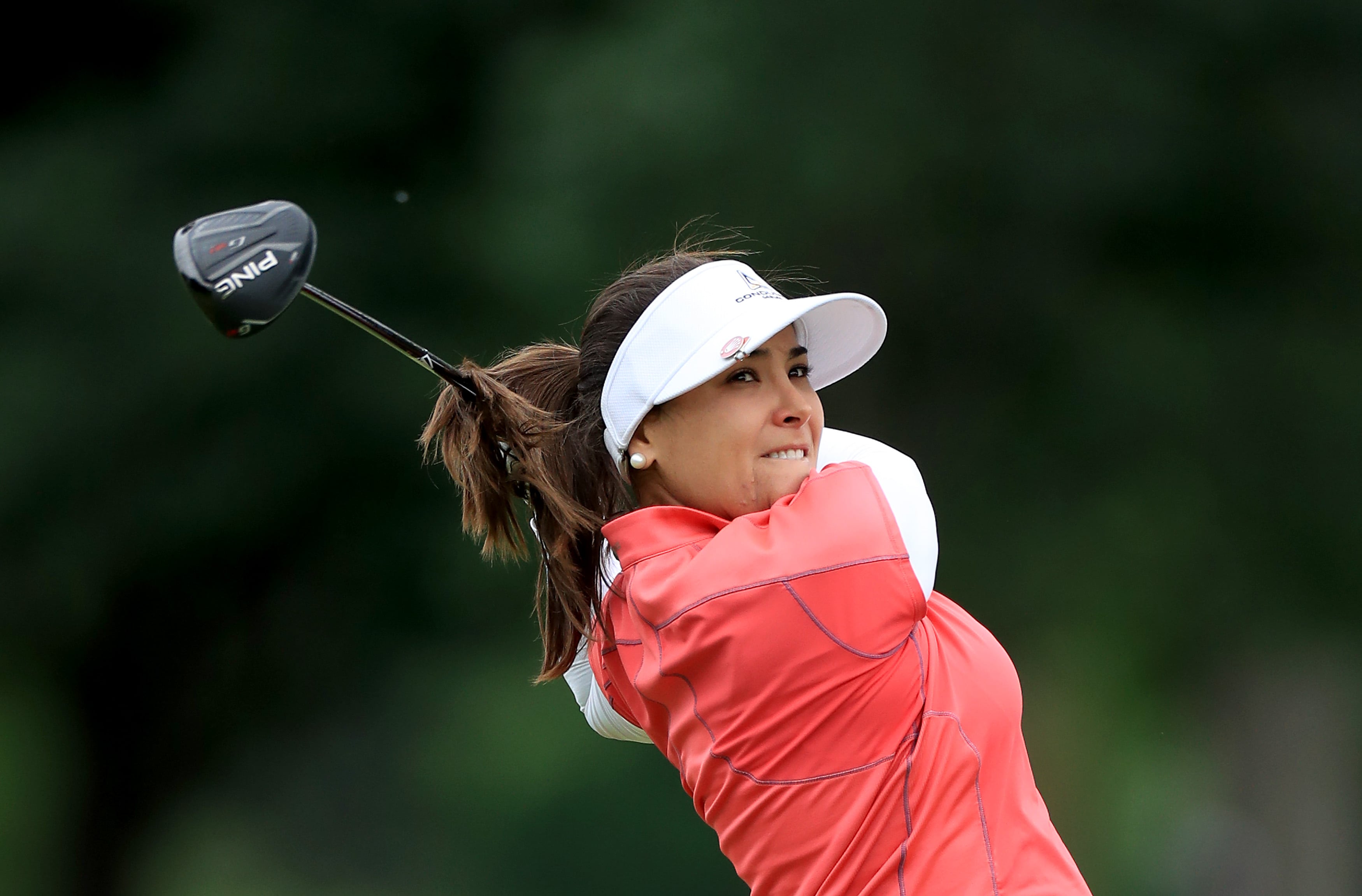 María José Uribe | Golf. Esta es la segunda competición olímpica para la deportista, quien se unirá a Sebastián Muñoz como únicos representantes del golf nacional. La santandereana postergó su retiro, pensado para el 2020, y decidió continuar con su carrera deportiva luego de ser mamá hace algunos meses. Foto: David Cannon/Getty Images