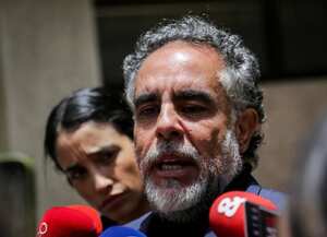 El exjefe de debate del Pacto Histórico deberá explicar presuntos manejos irregulares en la financiación de la campaña presidencial.