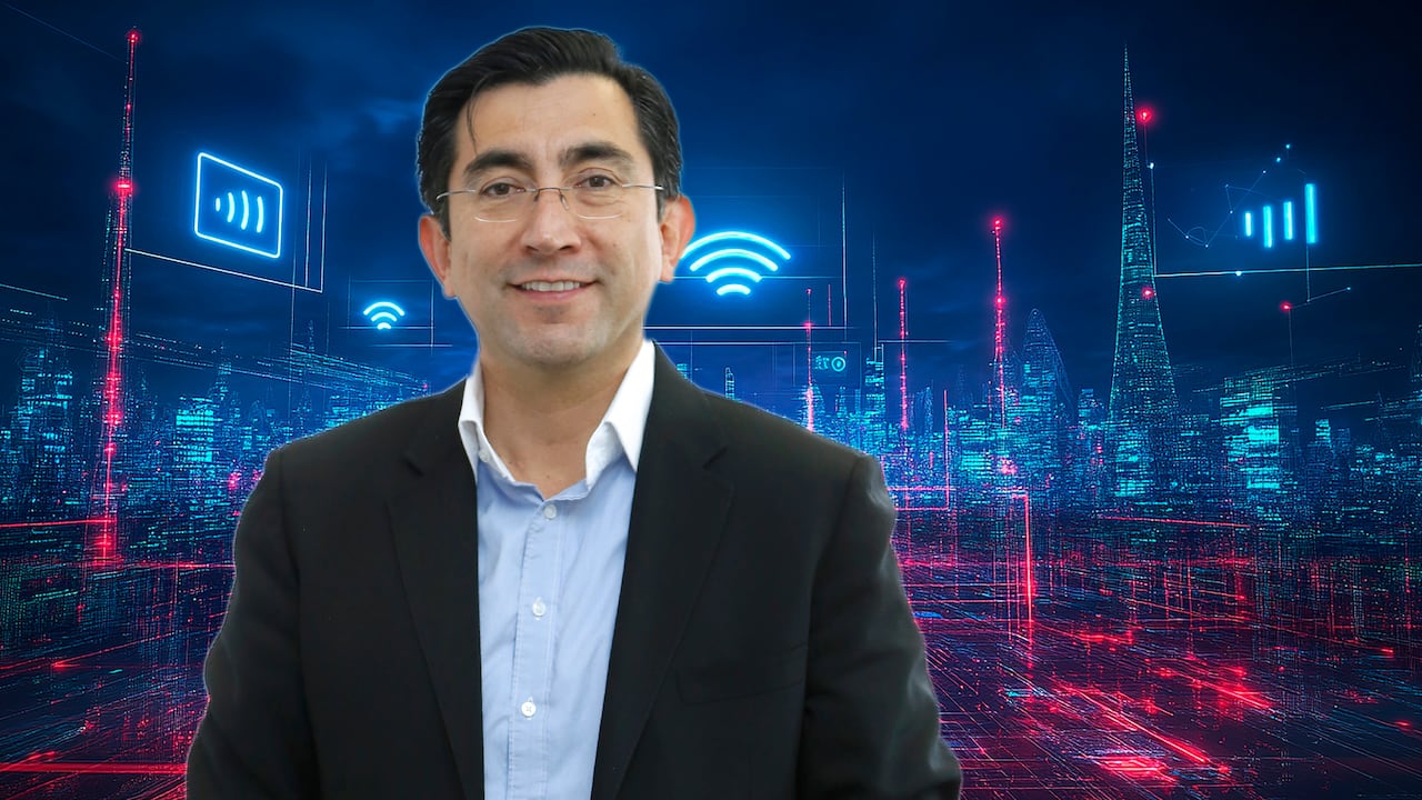 Diego Molano, presidente de la ETB, quiere transformar la compañía: de ser una empresa de telecomunicaciones a una que combine esto con transformación digital.