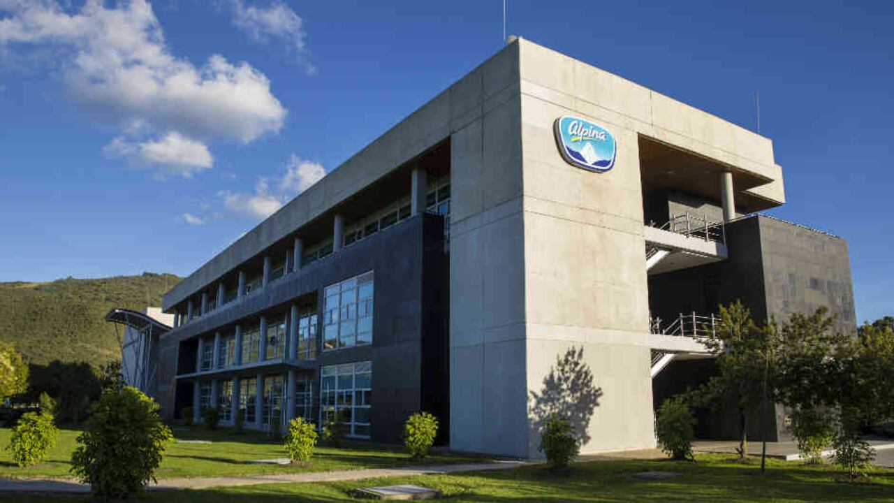 Además de Alpina, Banco Santander, Seguros Bolívar, Davivienda, Colsubsidio y 120 personas naturales han contribuido a la causa.