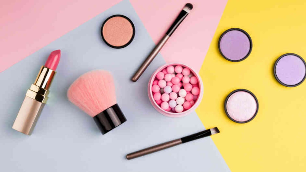 Para financiar la compra de Avon, Natura contaría con financiación de grandes bancos brasileños.