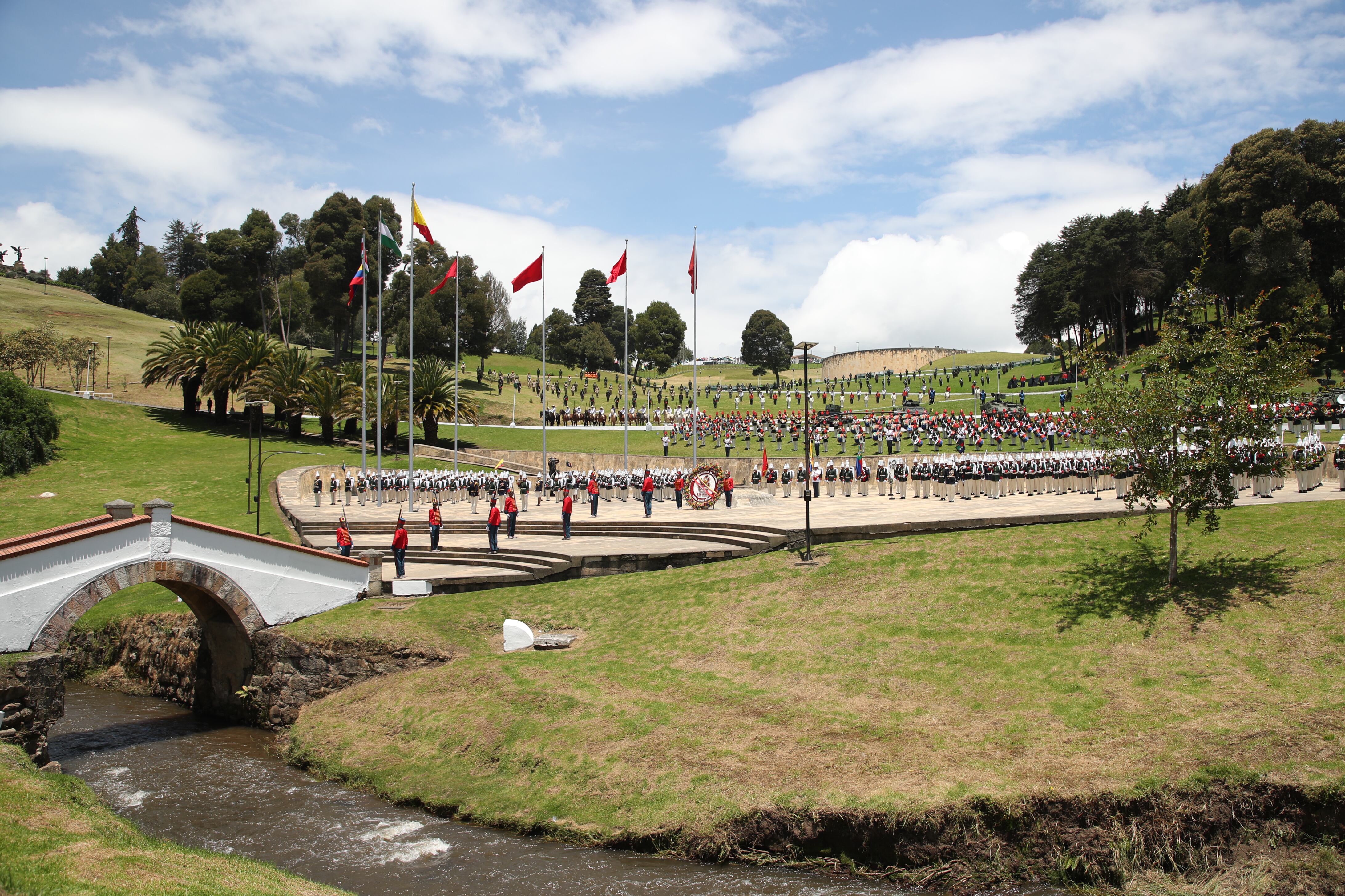 conmemoración del 7 de agosto en el Puente de Boyacá con el presidente Gustavo Petro