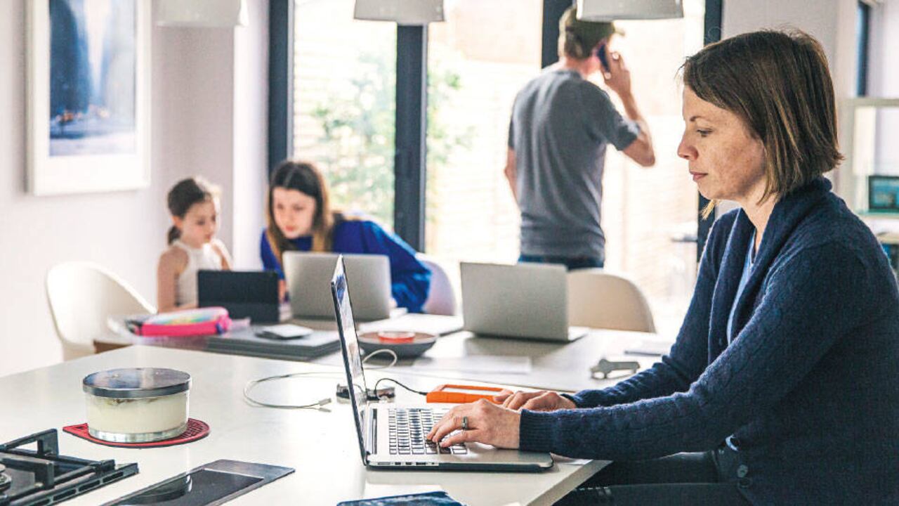 Con la herramienta, las empresas pueden ayudar a sus exempleados a conseguir trabajo.