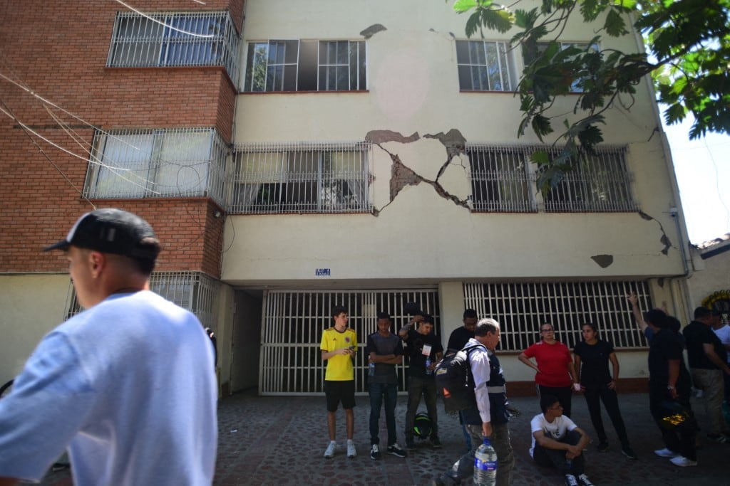 La revisión del inmueble debe incluir tanto su estructura como elementos que puedan desprenderse.