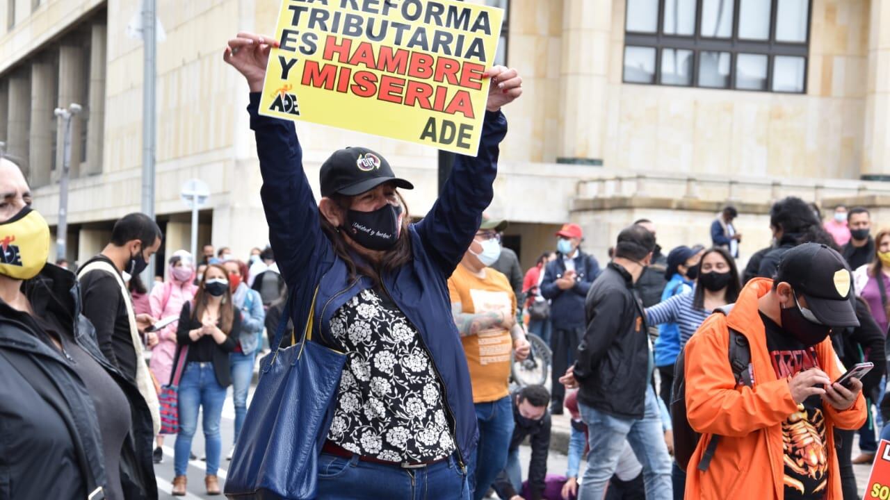 Protestas Maestros en la Plaza de Bolívar
