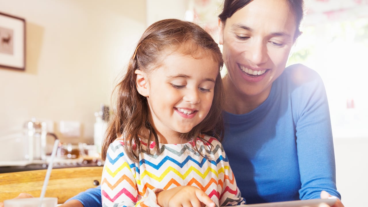 La educación en linea es una alternativa que facilita la vida de los usuarios.