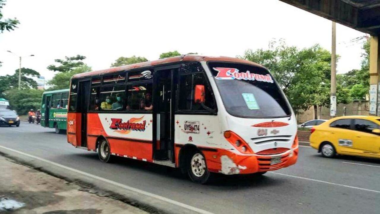 Poco a poco se reactiva el transporte público colectivo en Barranquilla.