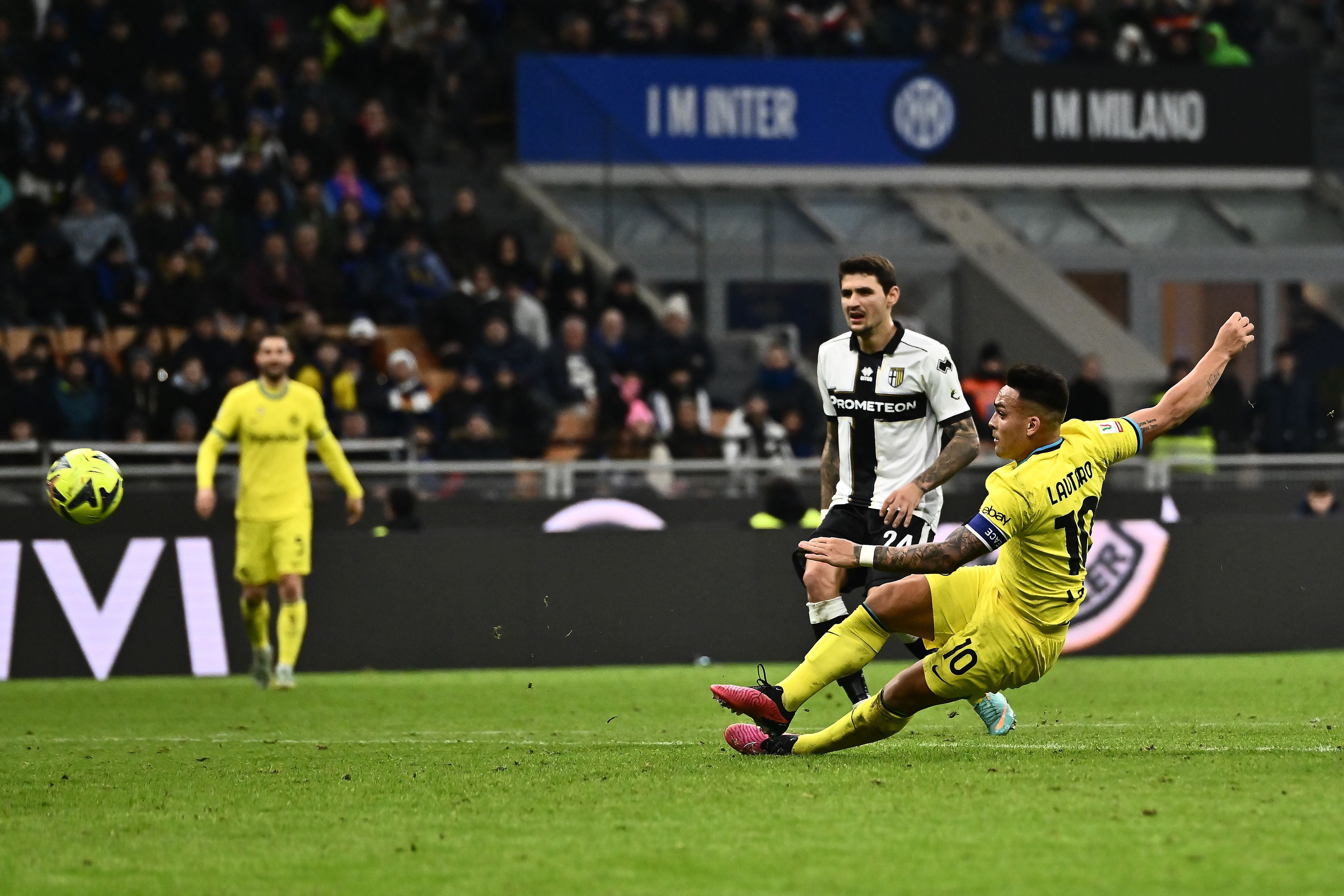 El campeón del mundo, Lautaro Martínez, marcó en el triunfo de Inter ante Parma.