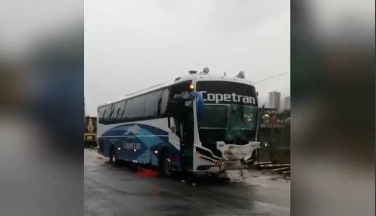 Grave accidente de tránsito en Medellín deja dos personas muertas y un heridoDe