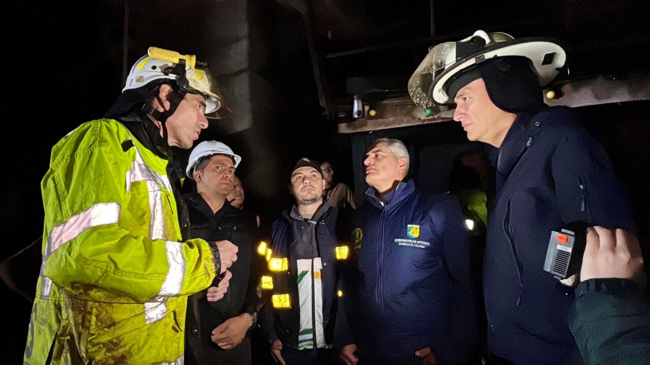 Gobernador de Antioquia, Andrés Julián Rendón, lamentó la muerte de siete personas en emergencias en Sabaneta.