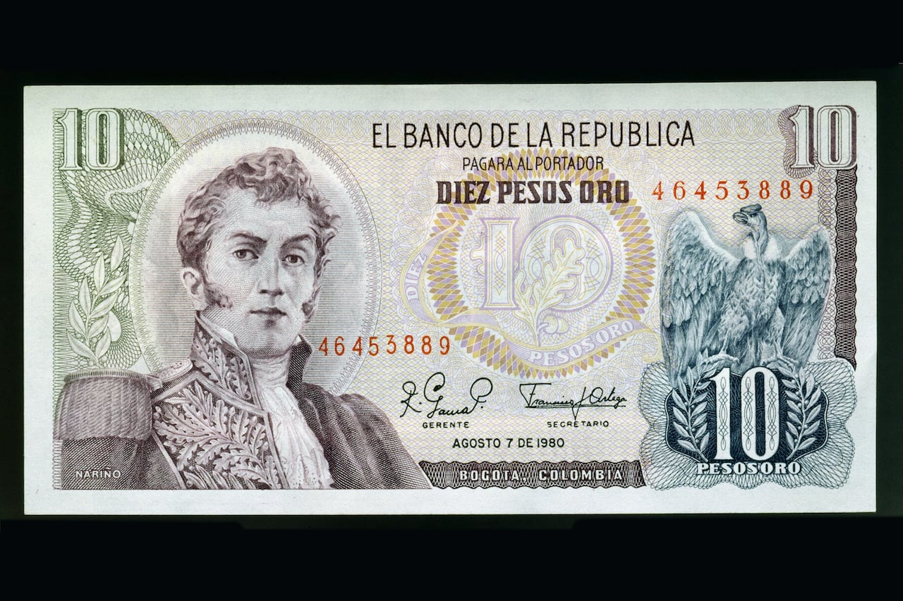 Durante muchos años los billetes colombianos se diseñaron e imprimieron en Europa y Estados Unidos. Solo hasta 1979 el Banco de la República comenzó a participar en este proceso.