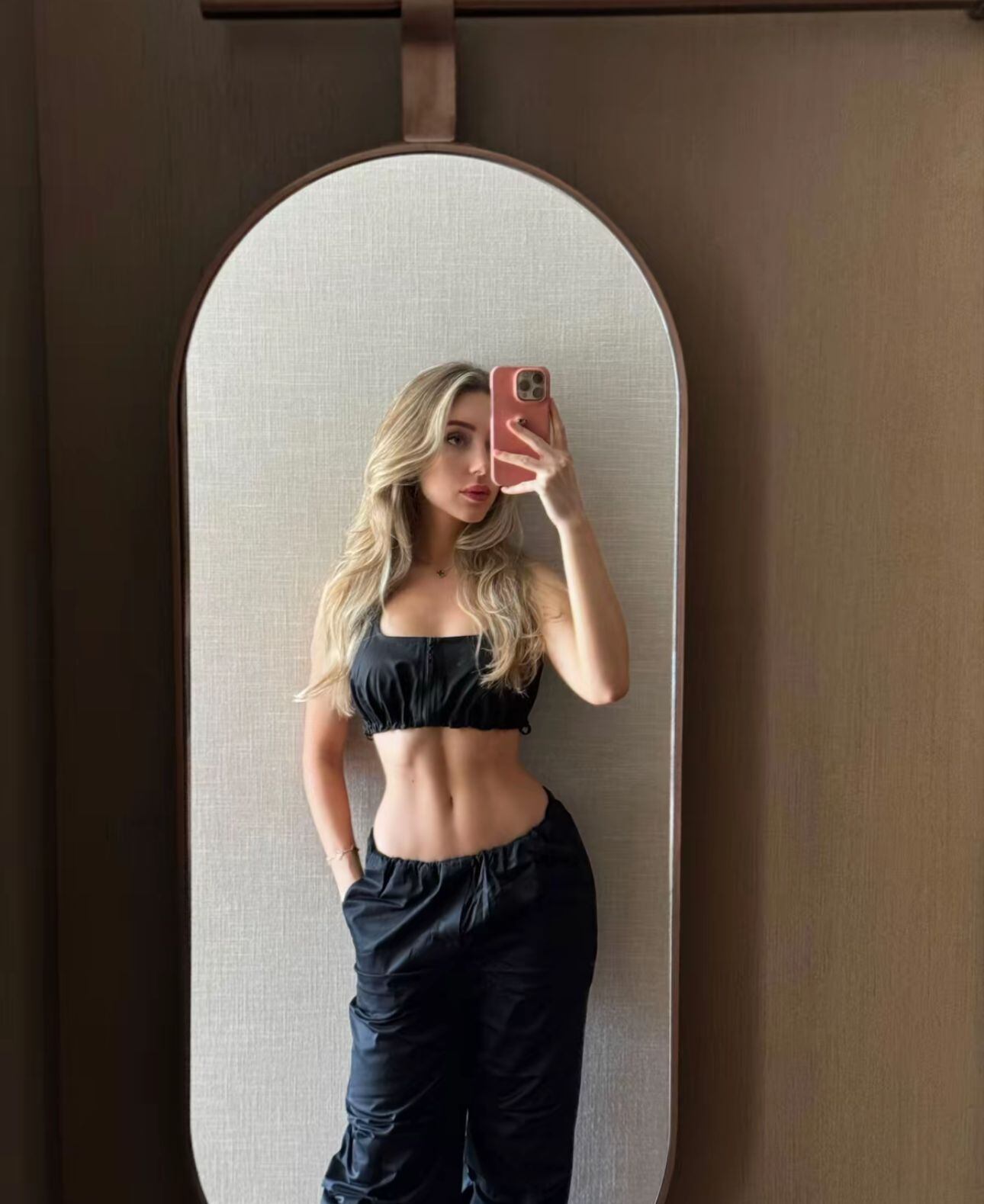 La mujer habría subido algunas historias viajando que coinciden con el viaje de Pavel