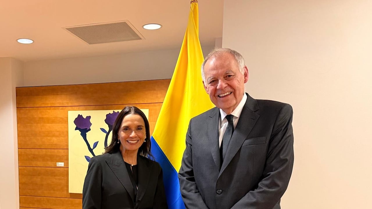 María Consuelo Araújo y Alejandro Ordóñez en la reunión de la OEA.