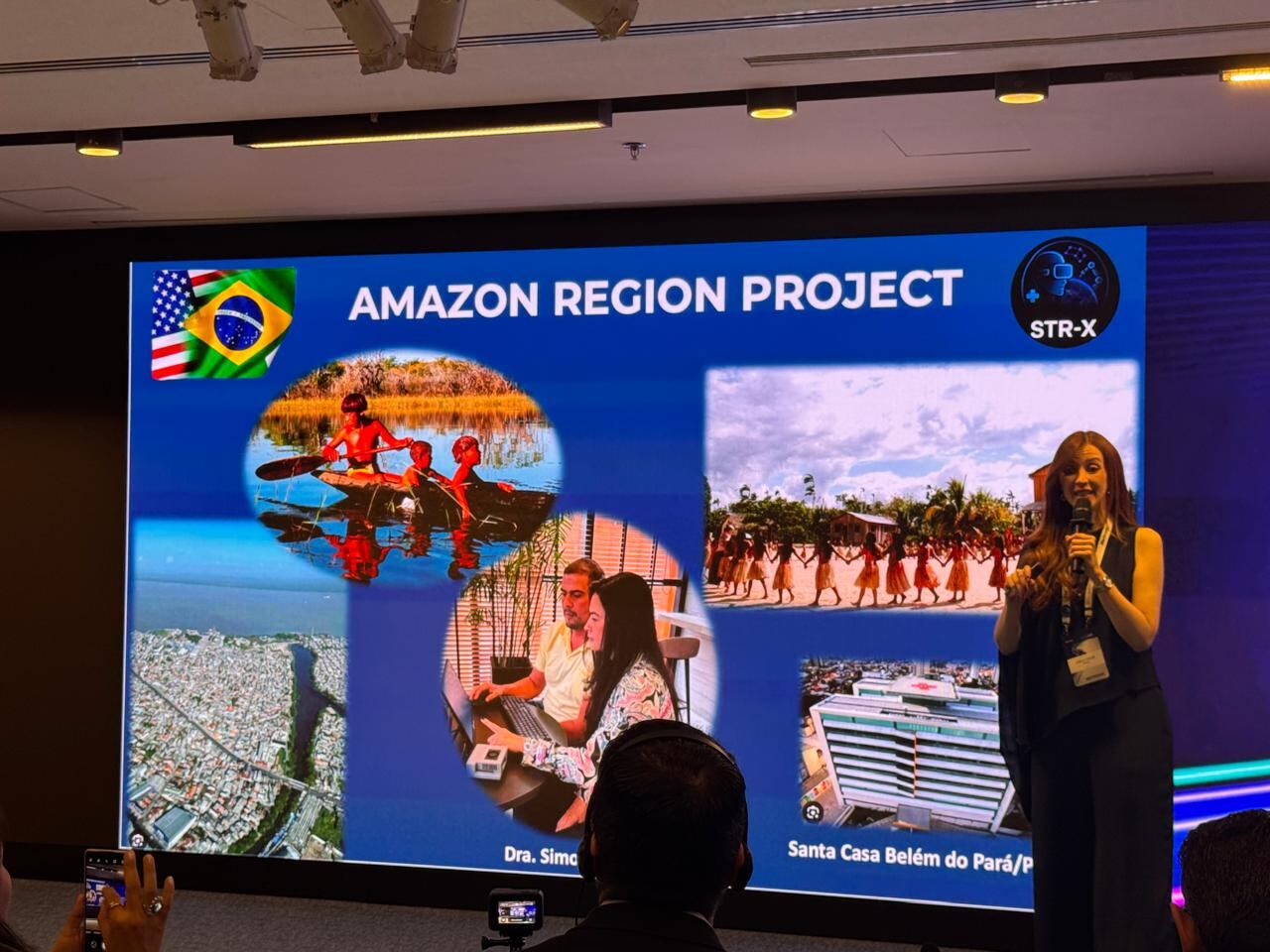 El bebé simulador y la tecnología inmersiva permiten que equipos locales se entrenen en procedimientos complejos sin tener que salir de su territorio, mientras reciben guía y acompañamiento de expertos conectados desde ciudades como Boston.