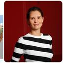 La ministra de Agricultura, Jhenifer Mojica, y la senadora Andrea Padilla.
