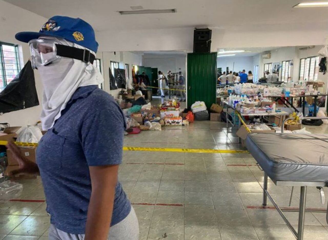 Los salones comunales se convirtieron en Cali en misiones médicas.