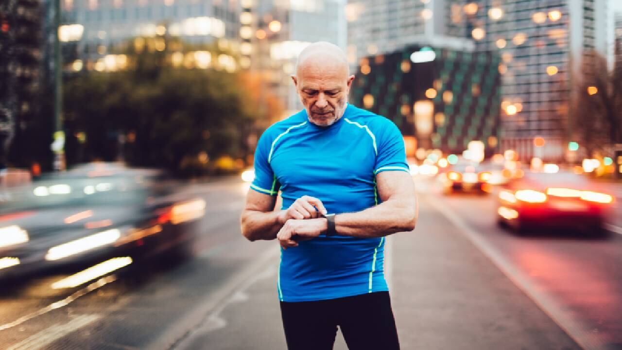 La edad no es impedimento para hacer ejercicio, tan solo hay que buscar la rutina deportiva adecuada. Foto: Getty images.