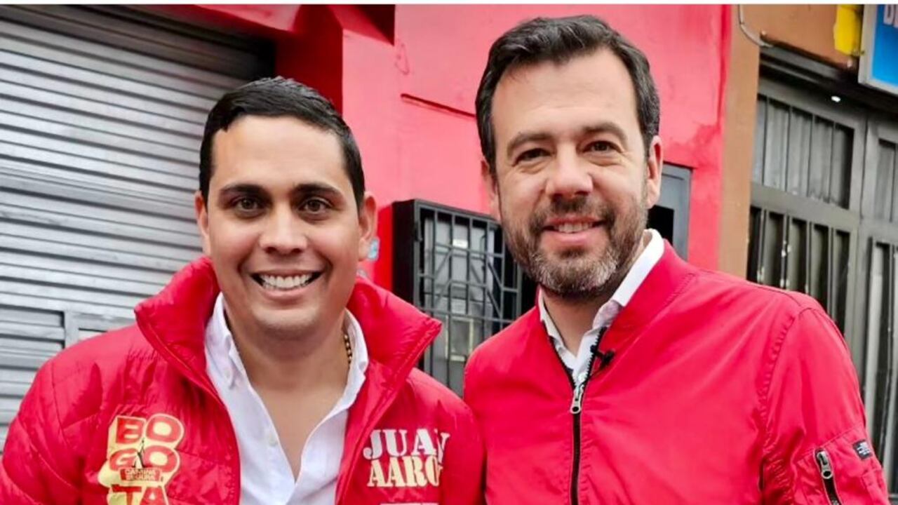 Juan Aarón y Carlos Fernando Galán en recorridos por las calles de Bogotá.