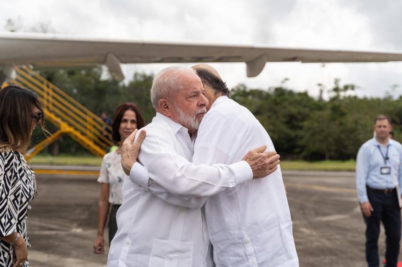 Reunión técnico científica de la Amazonía. Presidentes de Colombia y Brasil, Gustavo Petro y Lula da Silva.