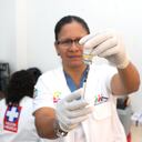 Treinta mil vacunas contra la influenza ha dispuesto la Alcaldía Municipal para que se se apliquen en Cali con el fin de prevenir la propagación del virus AH1N1. Foto: Bernardo Peña / El País