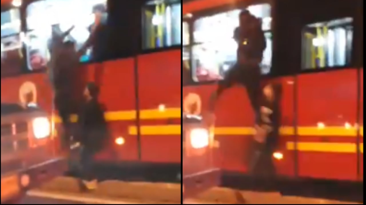 En video quedó registrado el momento en que dos sujetos realizan una maniobra tipo 'para gallina' para robar a un pasajero de TransMilenio.