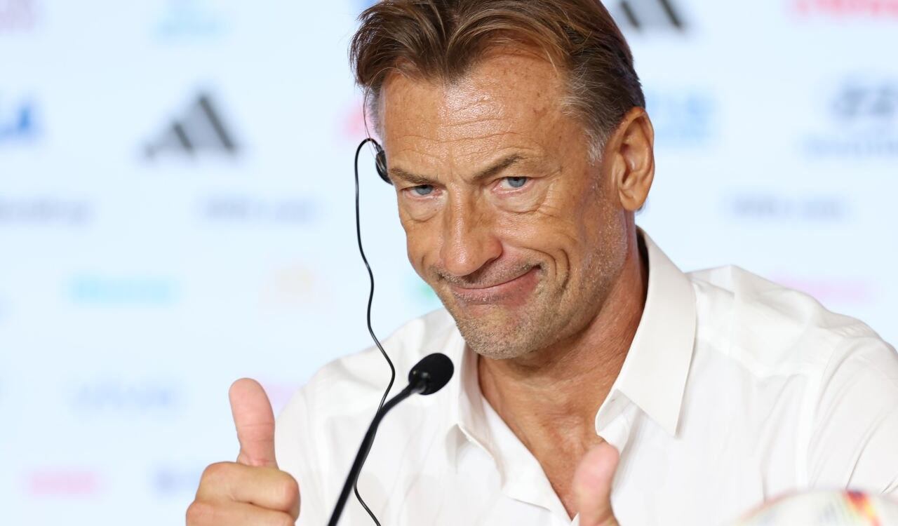 Hervé Renard en la rueda de prensa luego de la victoria ante Argentina en Qatar 2022