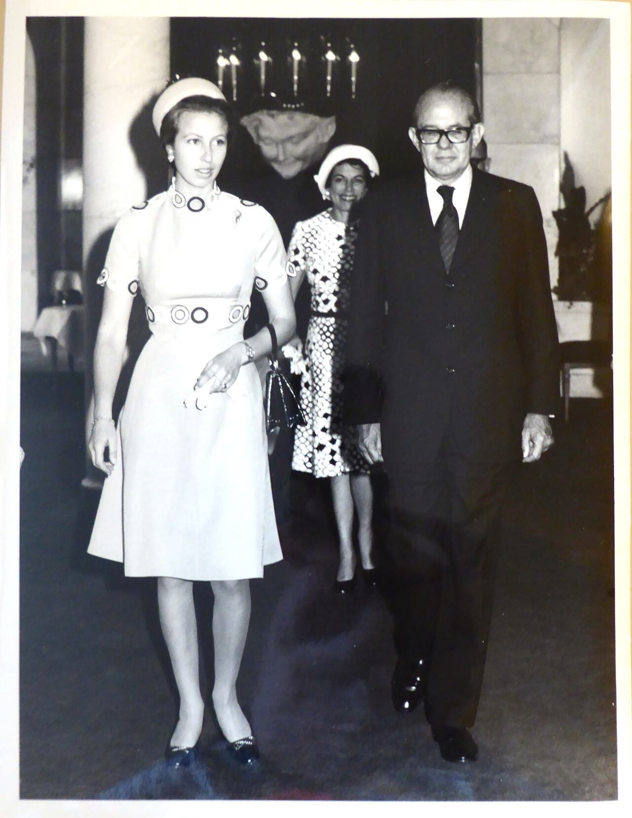 ALFONSO LOPEZ Y ANA