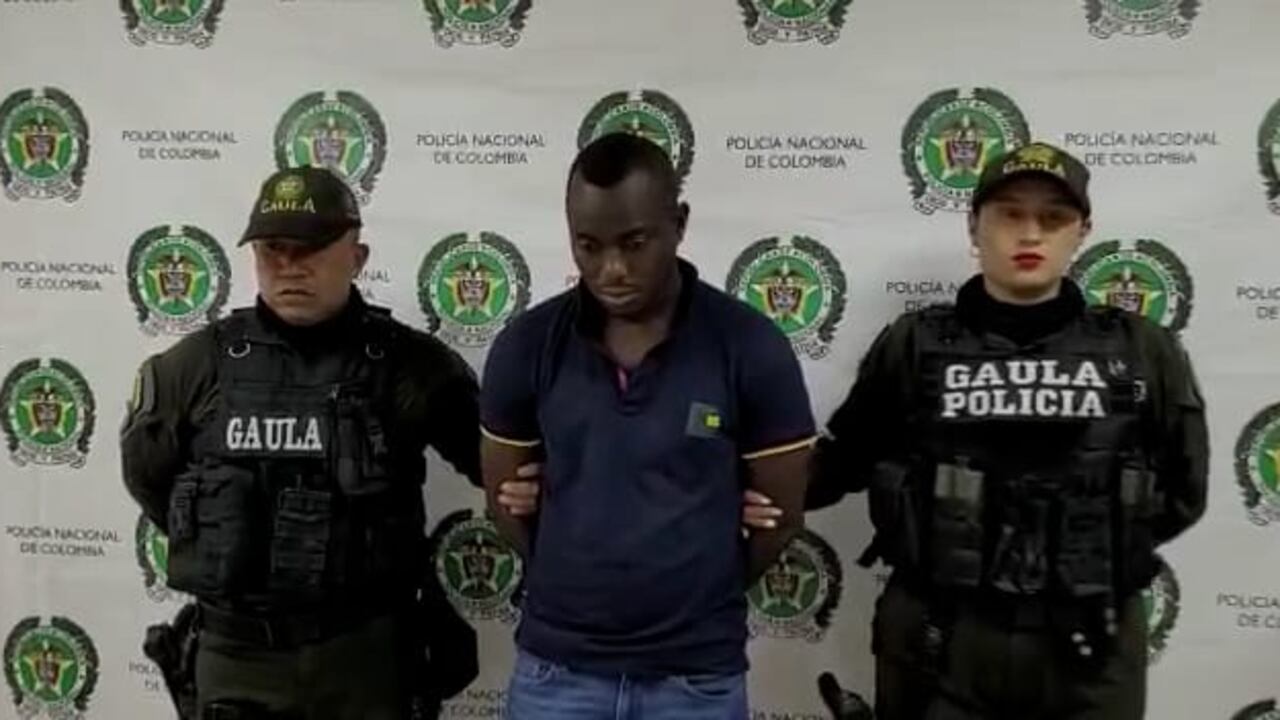 Alias el Loco, dicen las autoridades, es uno de los más despiadados delincuentes de Chocó y fue capturado.