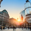 La Stephansplatz es una plaza en el centro geográfico de Viena.