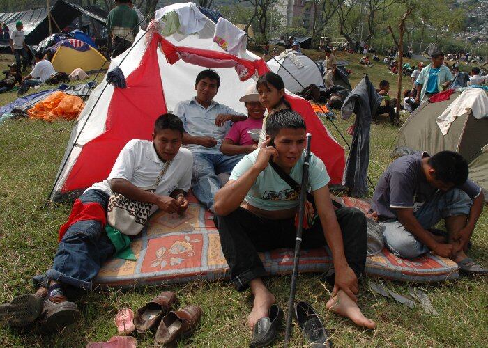 En ese sitio ya levantaron decenas de cambuches y carpas. Además construyeron ranchos donde elaboraron hogueras comunitarias para la preparación de alimentos.