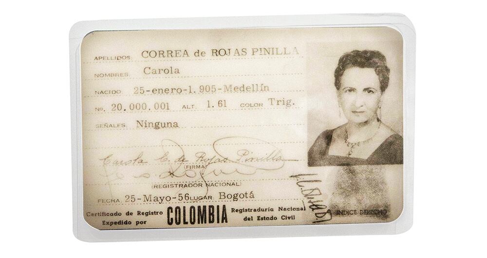 ¿Vieja?, ¡la cédula!_5