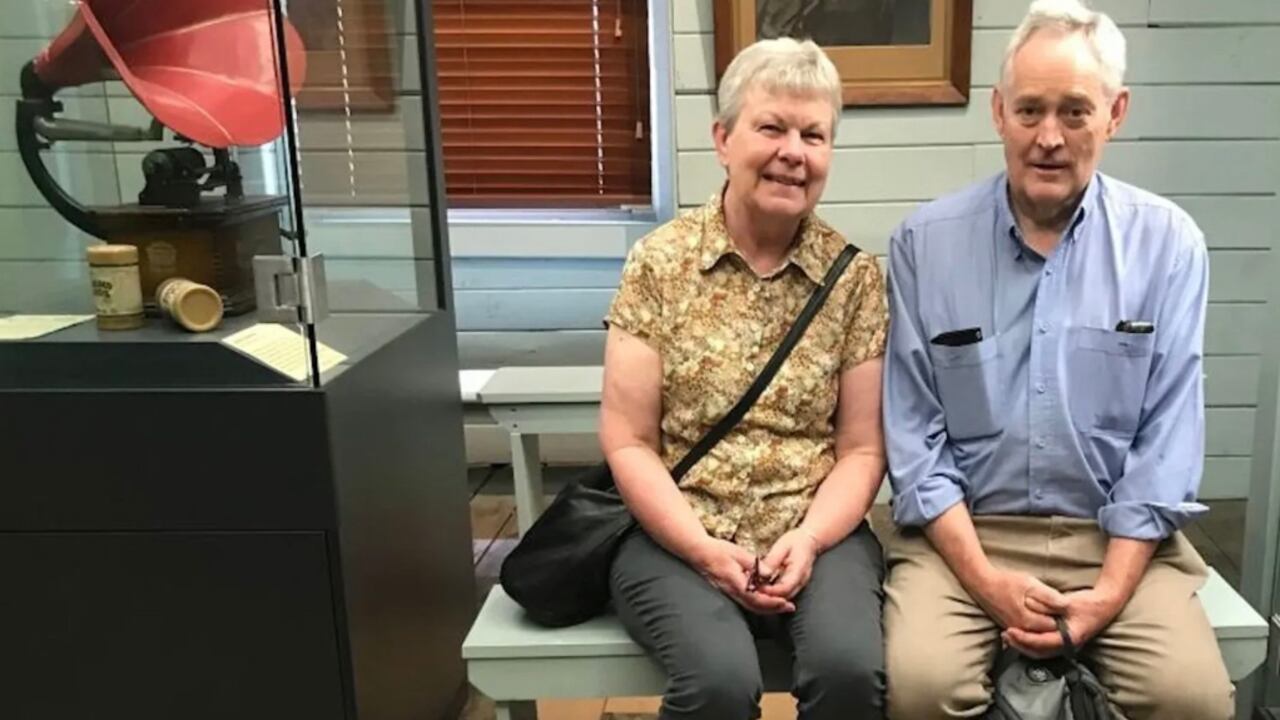 Heather Wilkinson murió a causa del envenenamiento, mientras que su esposo, el reverendo Ian Wilkinson, se debate entre la vida y la muerte. Foto: Facebook Museo del Ejército de Salvación Australia.