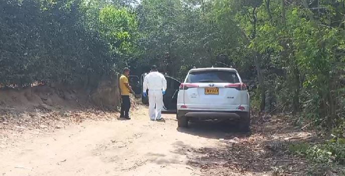 La víctima se encuentra desaparecida y su carro fue abandonado.