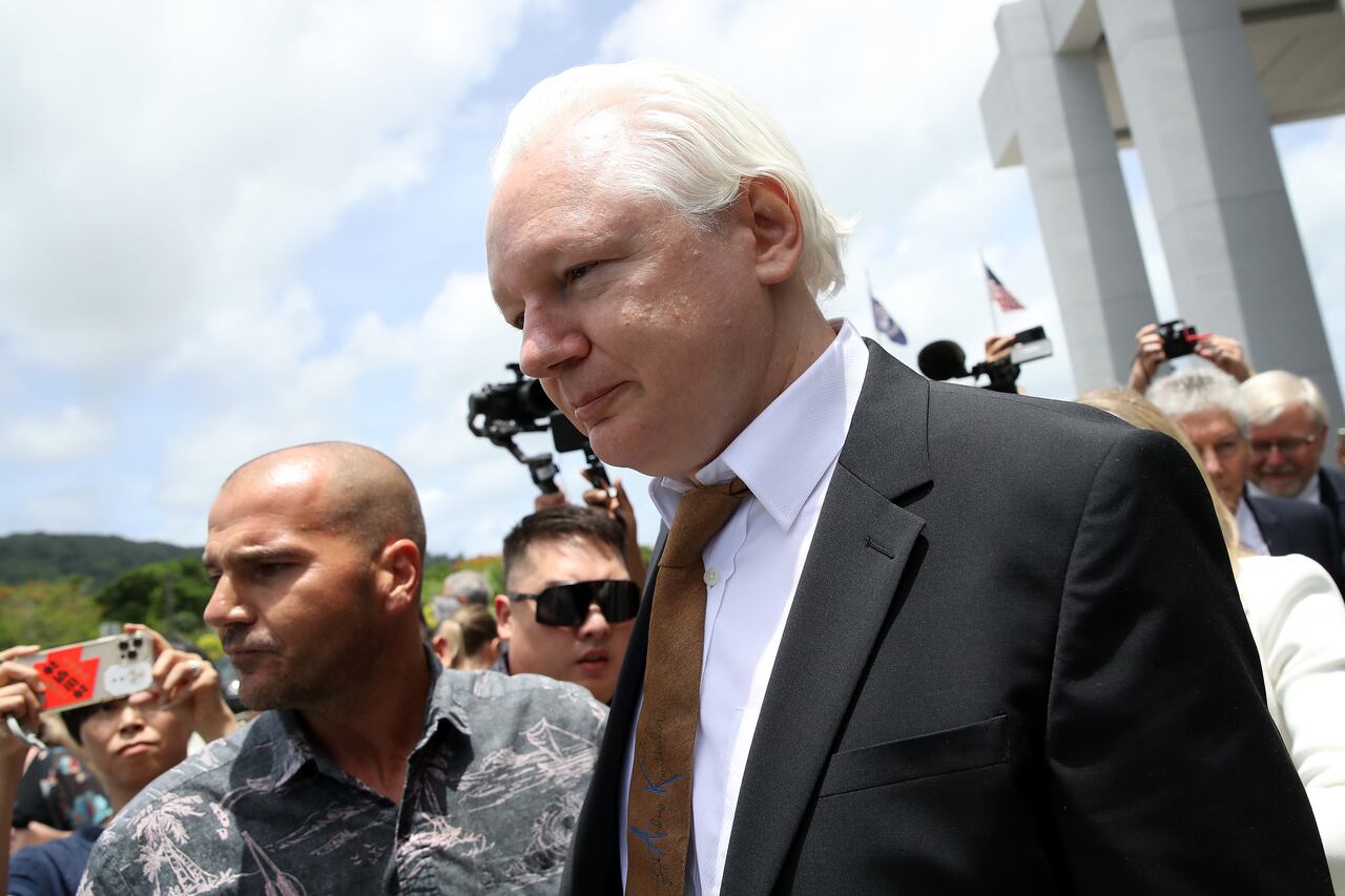 Julian Assange regresa a Australia