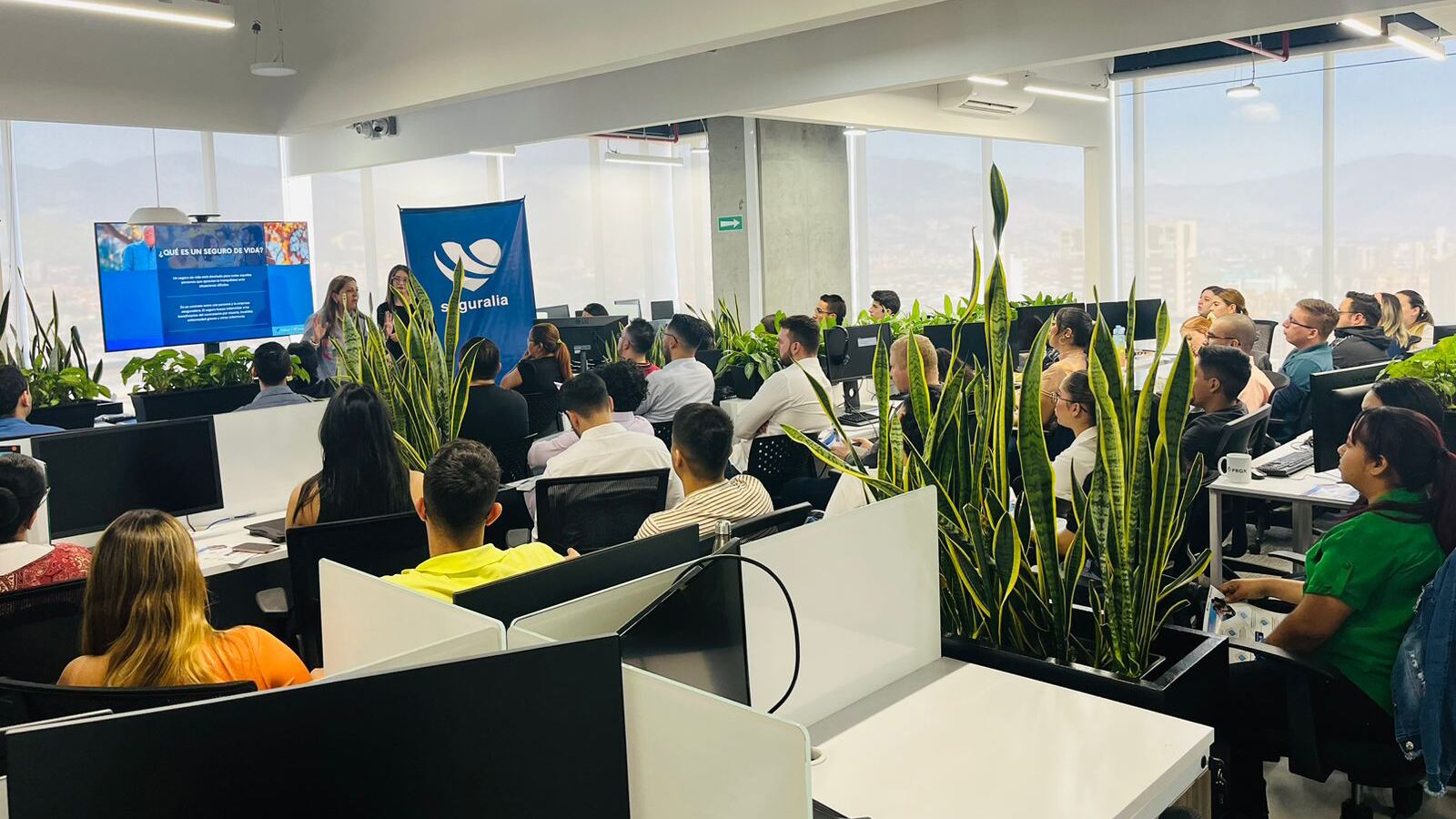 ¿Por qué los seguros de salud colectivos ayudan a fidelizar a los colaboradores?