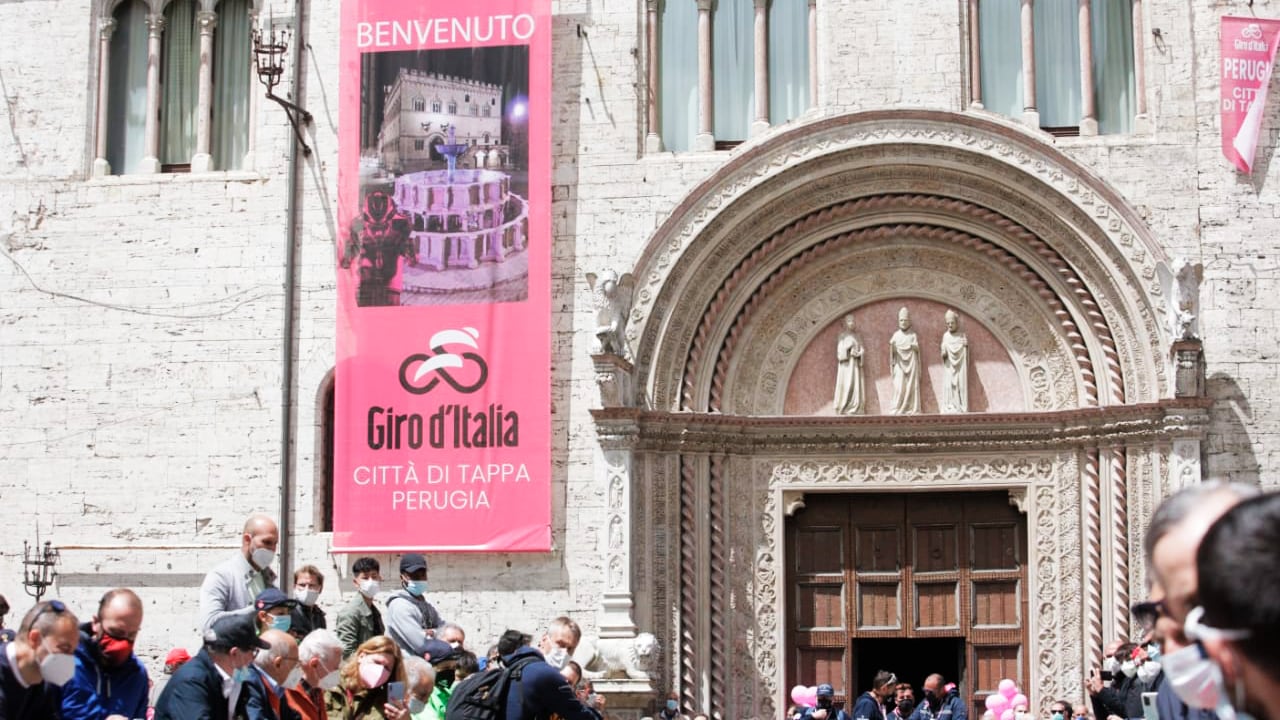 Salida etapa 11, Giro de Italia 2021