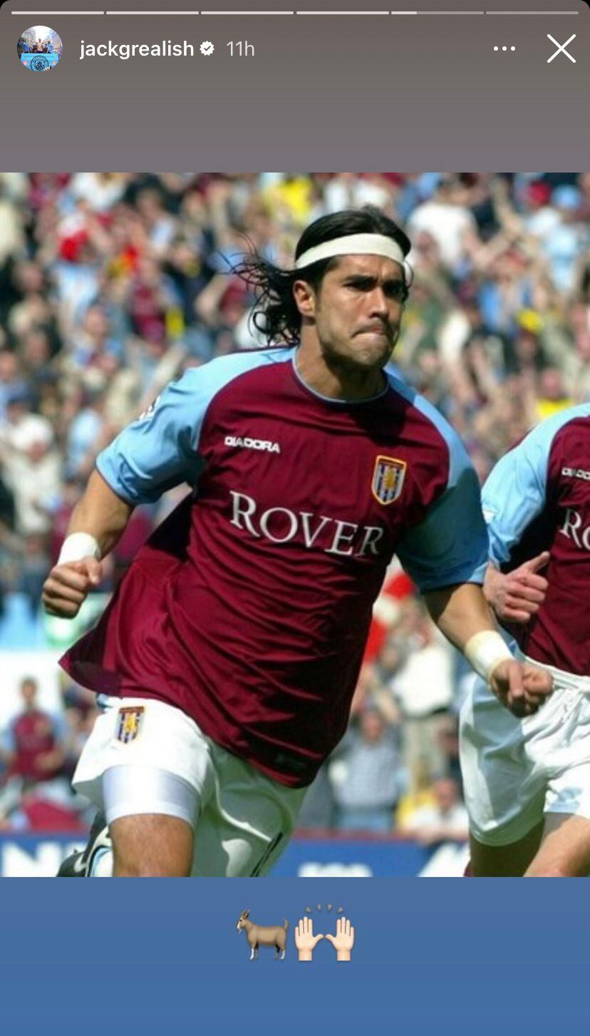 Homenaje de Jack Grealish a Juan Pablo Ángel