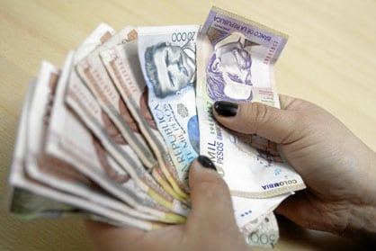 Trabajadores esperan el pago de la prima de diciembre. Empresas tienen plazo hasta el 20 de diciembre para cancelarla.
Colprensa/Mauricio Alvarado