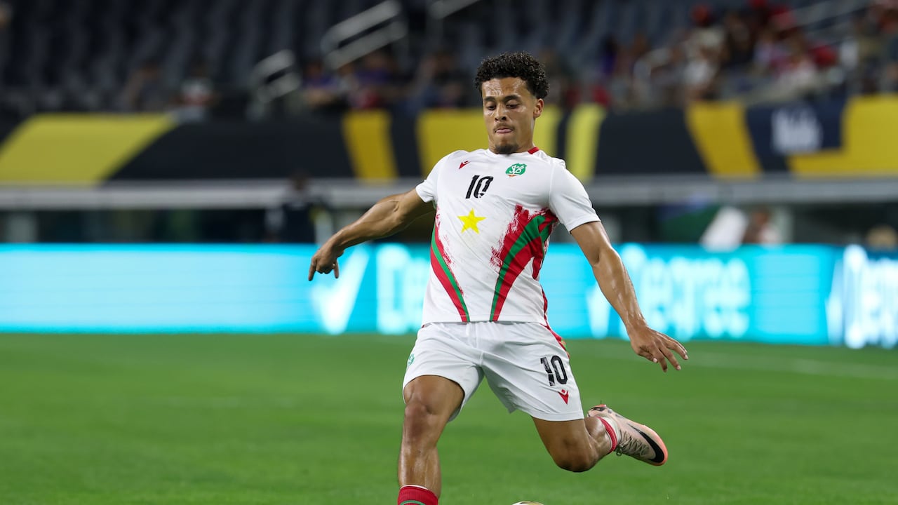 Surinam representará a la Concacaf en el repechaje.