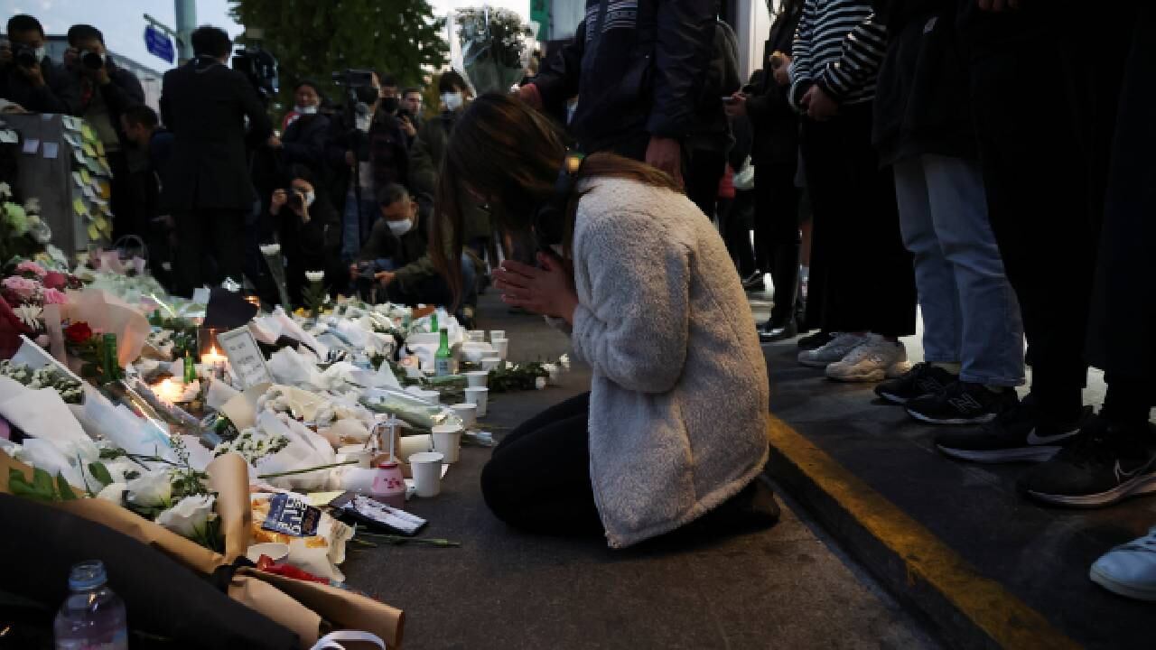 Duelo en Corea del Sur tras la aglomeración en fiesta de Halloween que derivó en estampida.