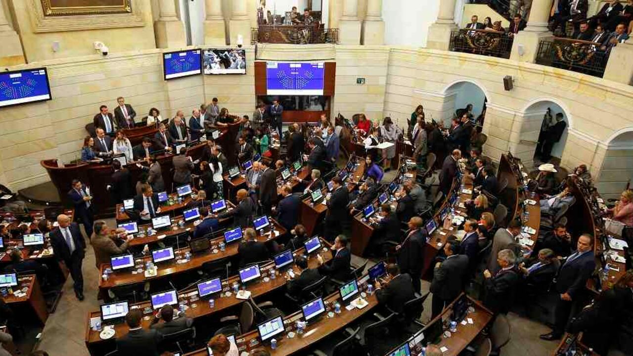 Plenarias del Congreso aprobaron el presupuesto del 2021
