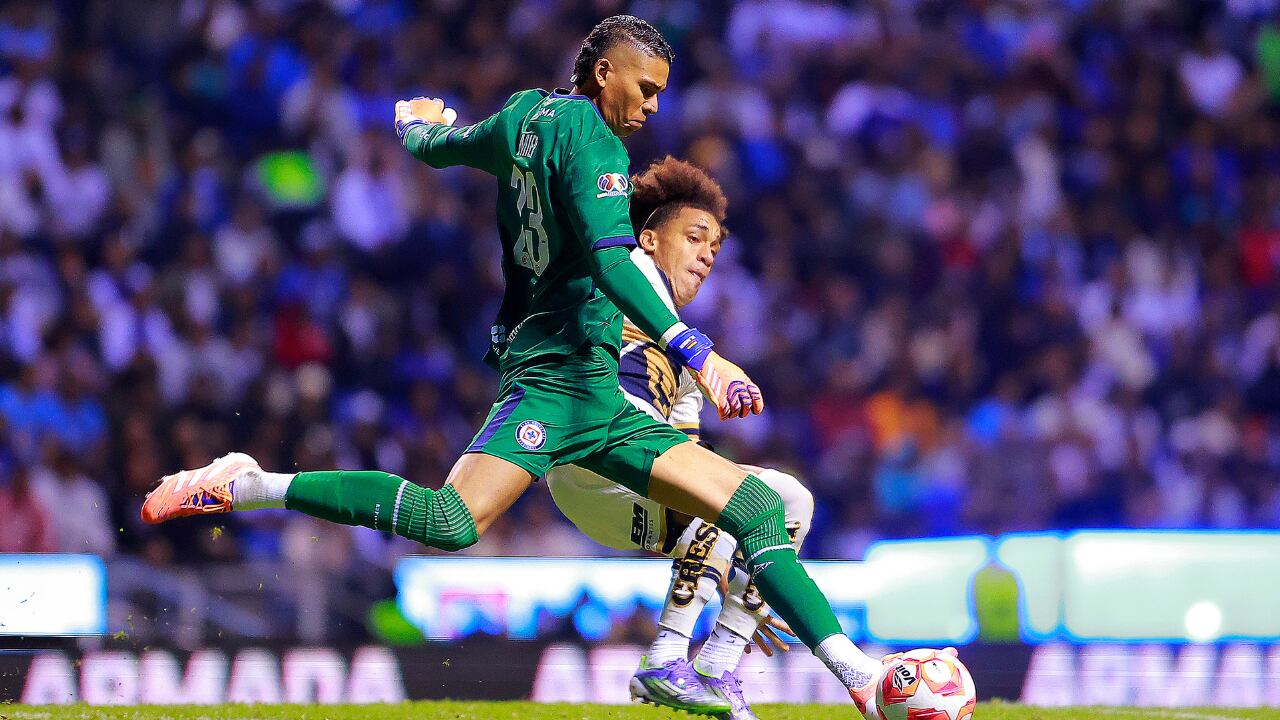 Instante exacto donde Kevin Mier se lesionó.